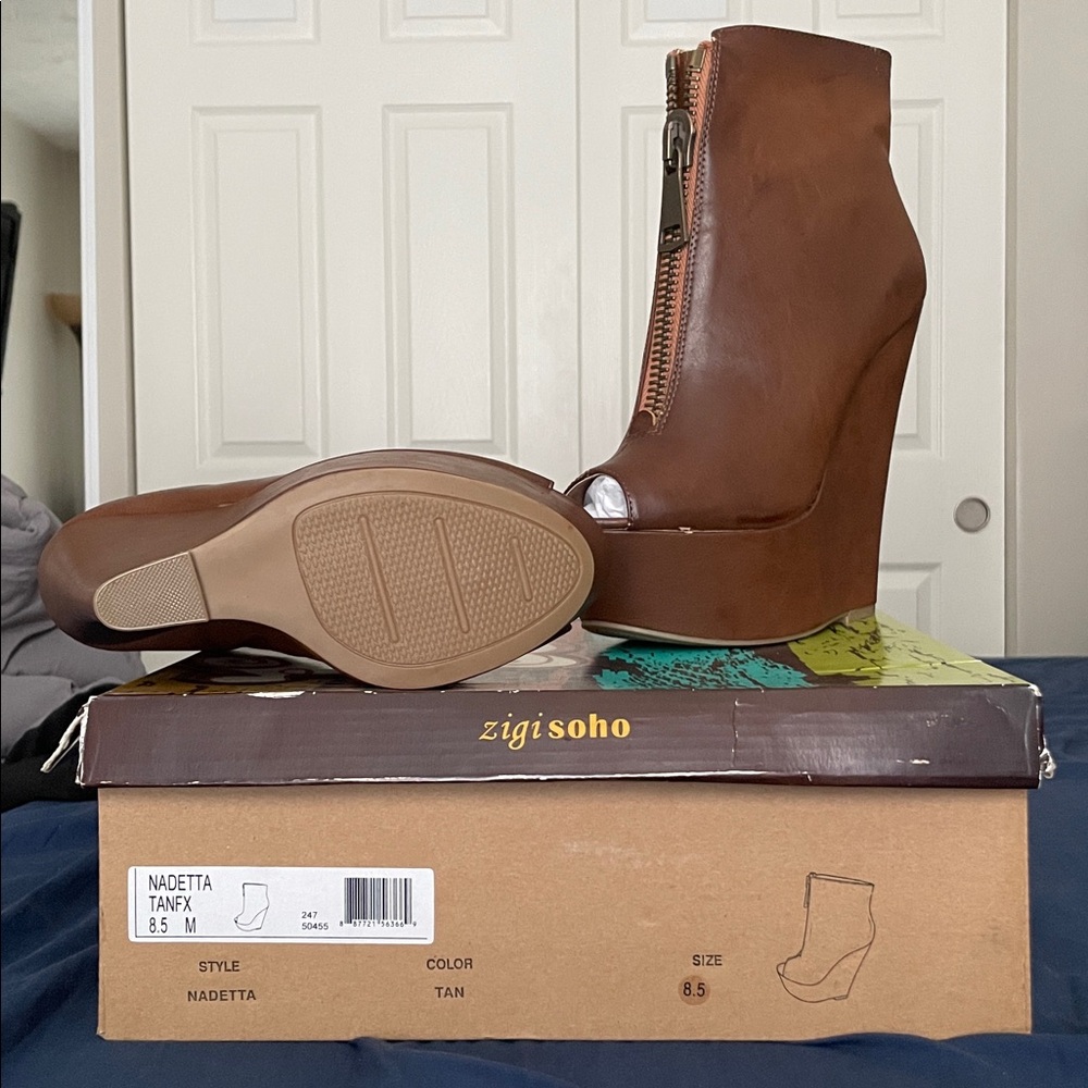Zigi Soho Tan Wedge Boots